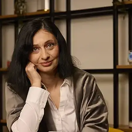 Roxana Damaschin-Țecu Comitetul Etic și Social